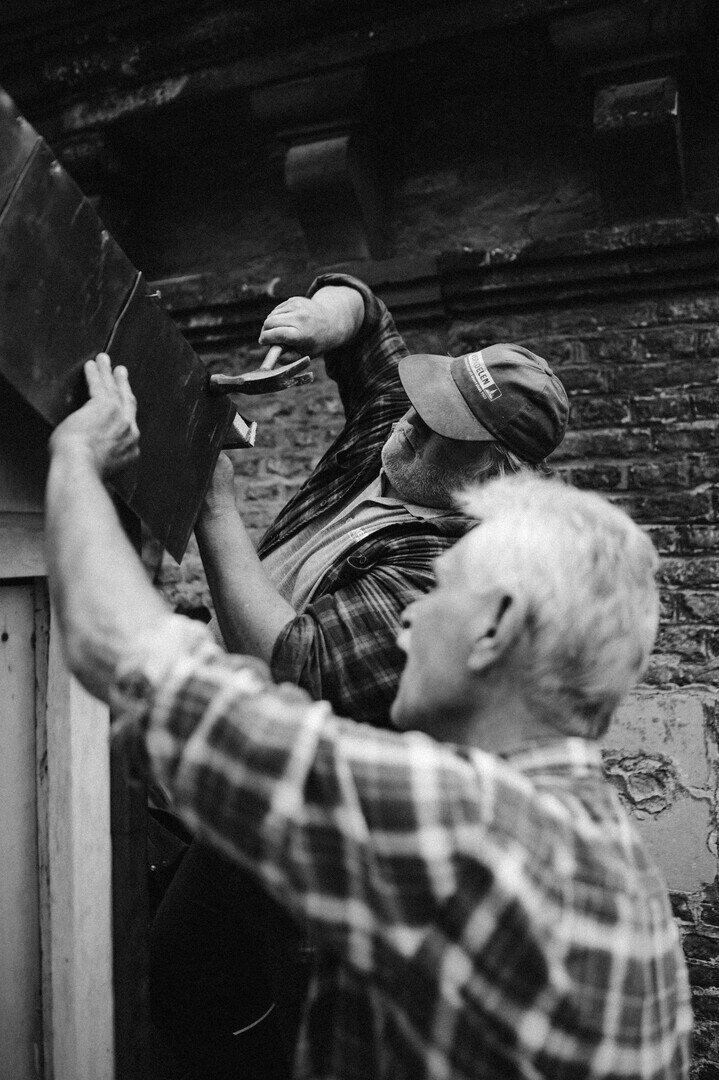 Restauratie leien daken | Château Neercanne.