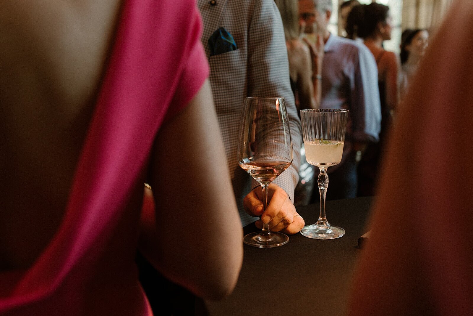 Vieringen bij Oostwegel Collction.