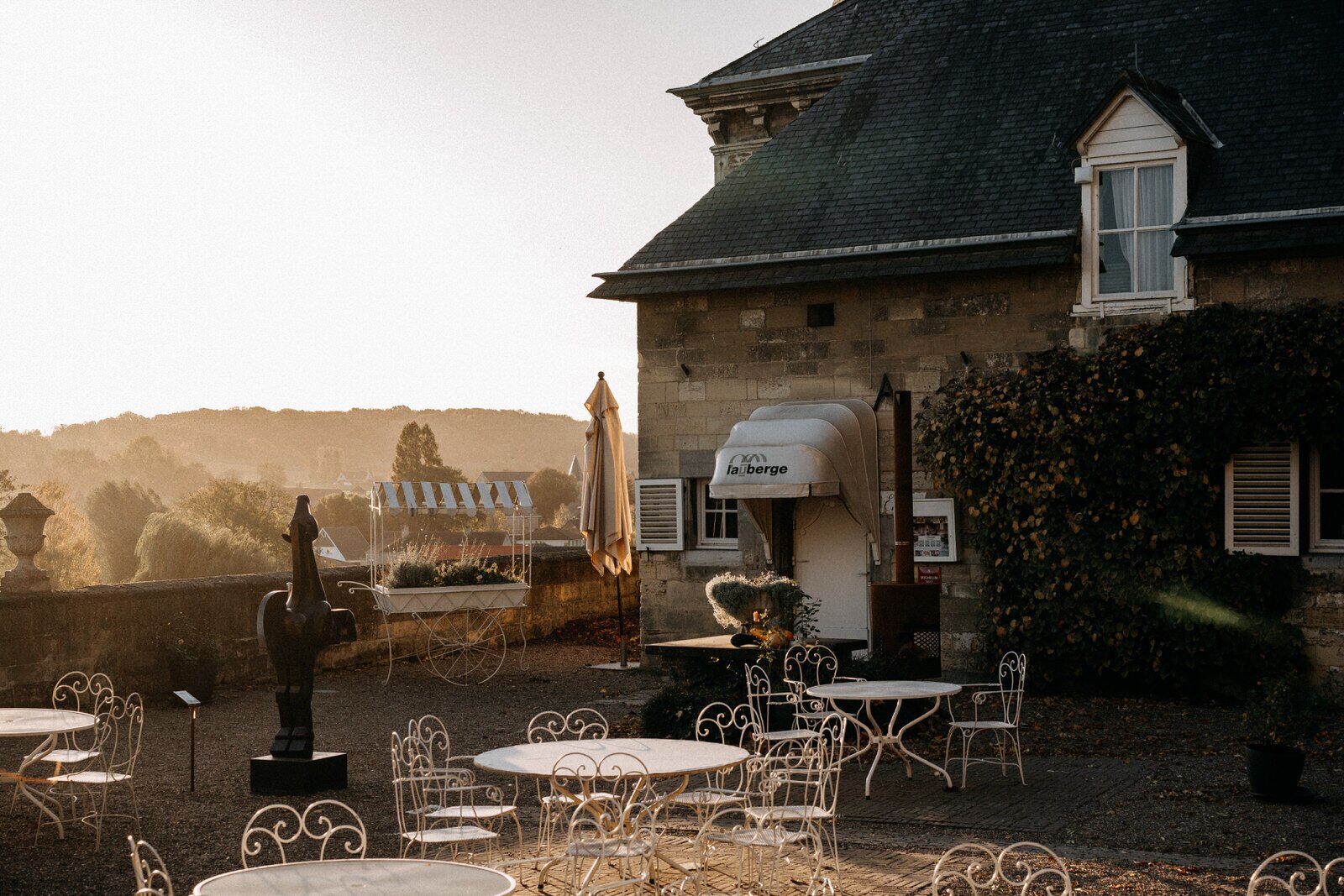 Exterior L'Auberge |Château Neercanne.
