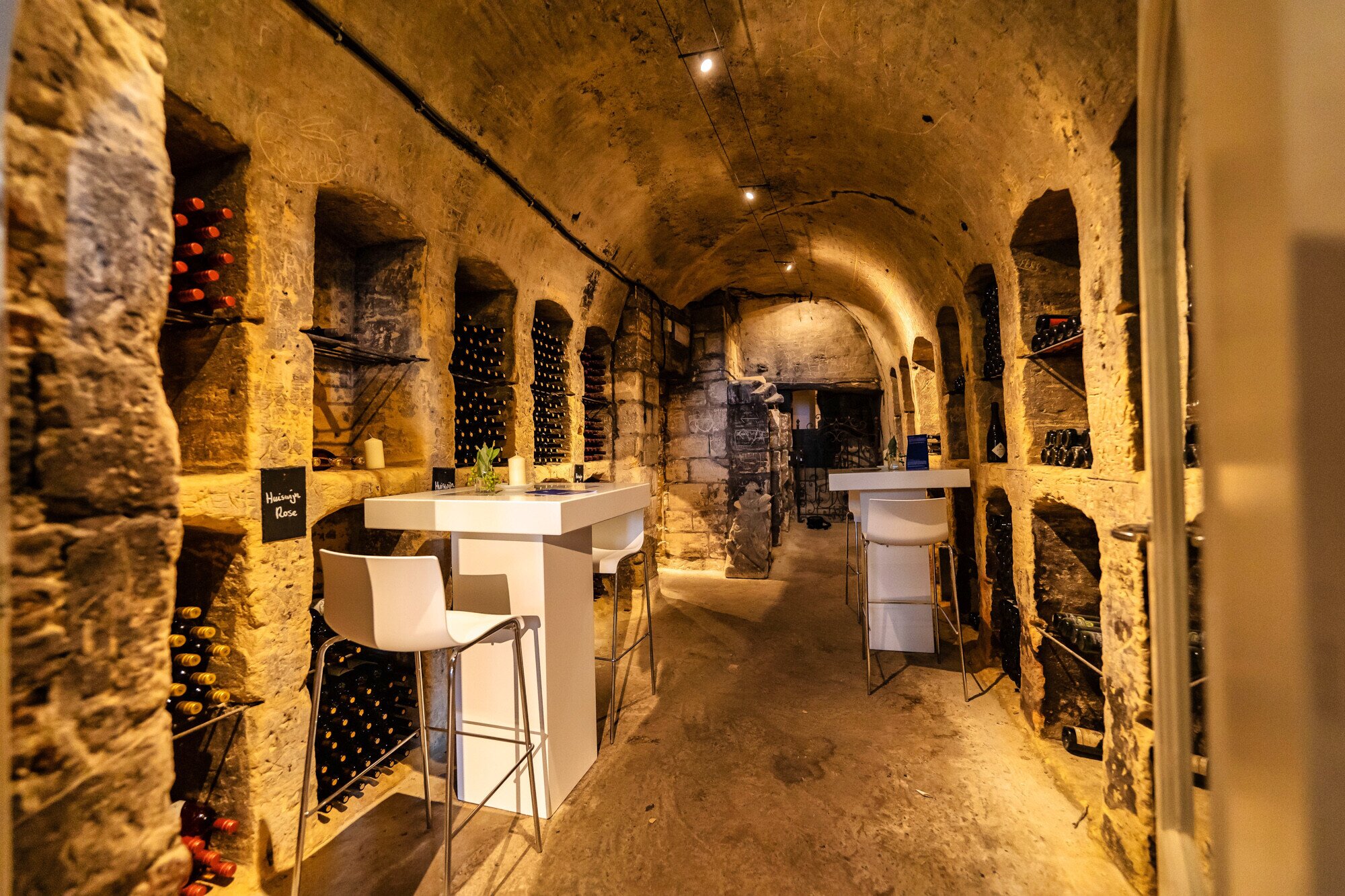 Wijnkelder | Château Neercanne.