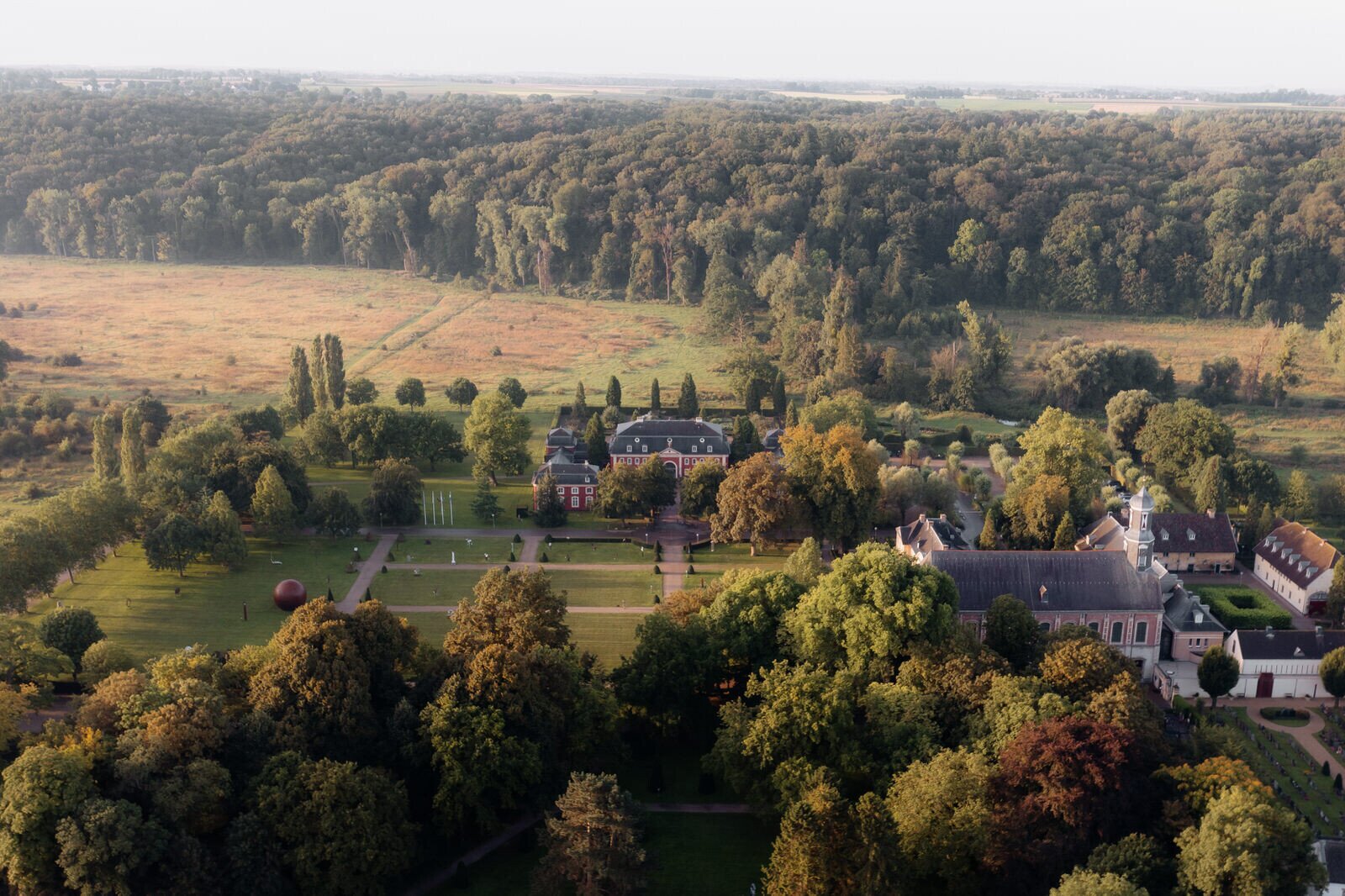 Vergaderzalen op Château St. Gerlach.