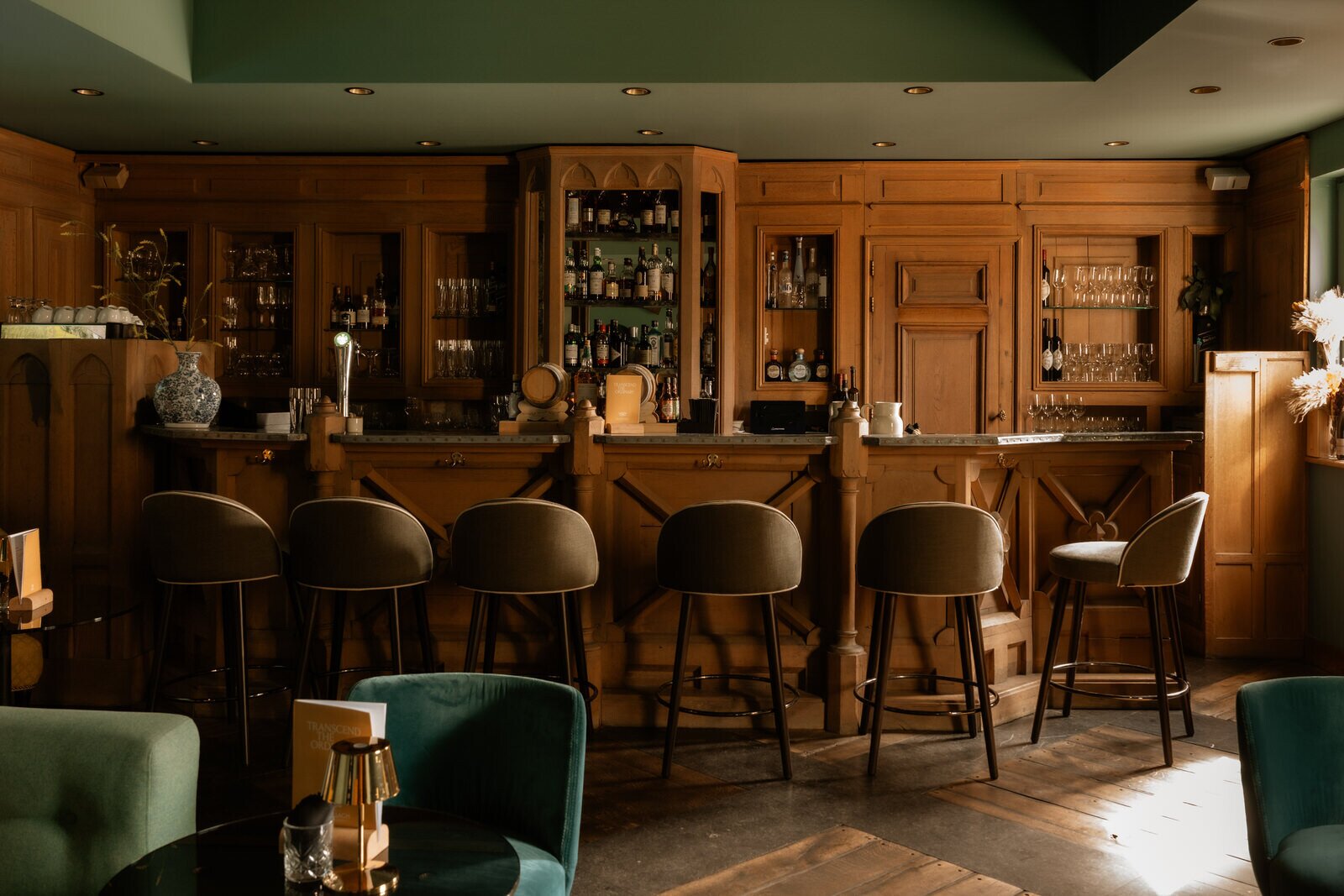 Lobby bar | Château St. Gerlach.